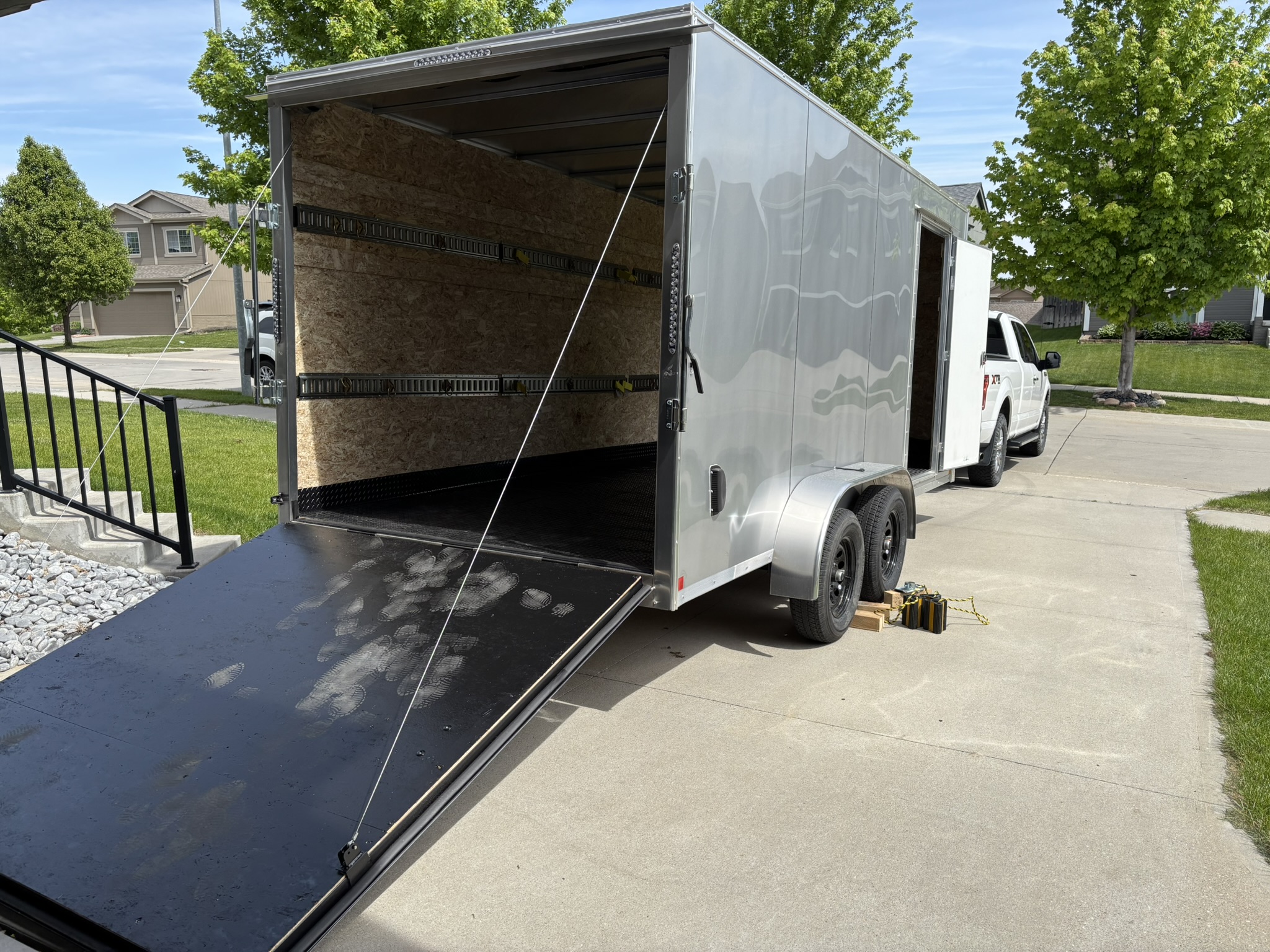 7x16 Enclosed Trailer